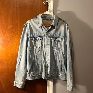 Levi’s Jean Trucker Jacket
